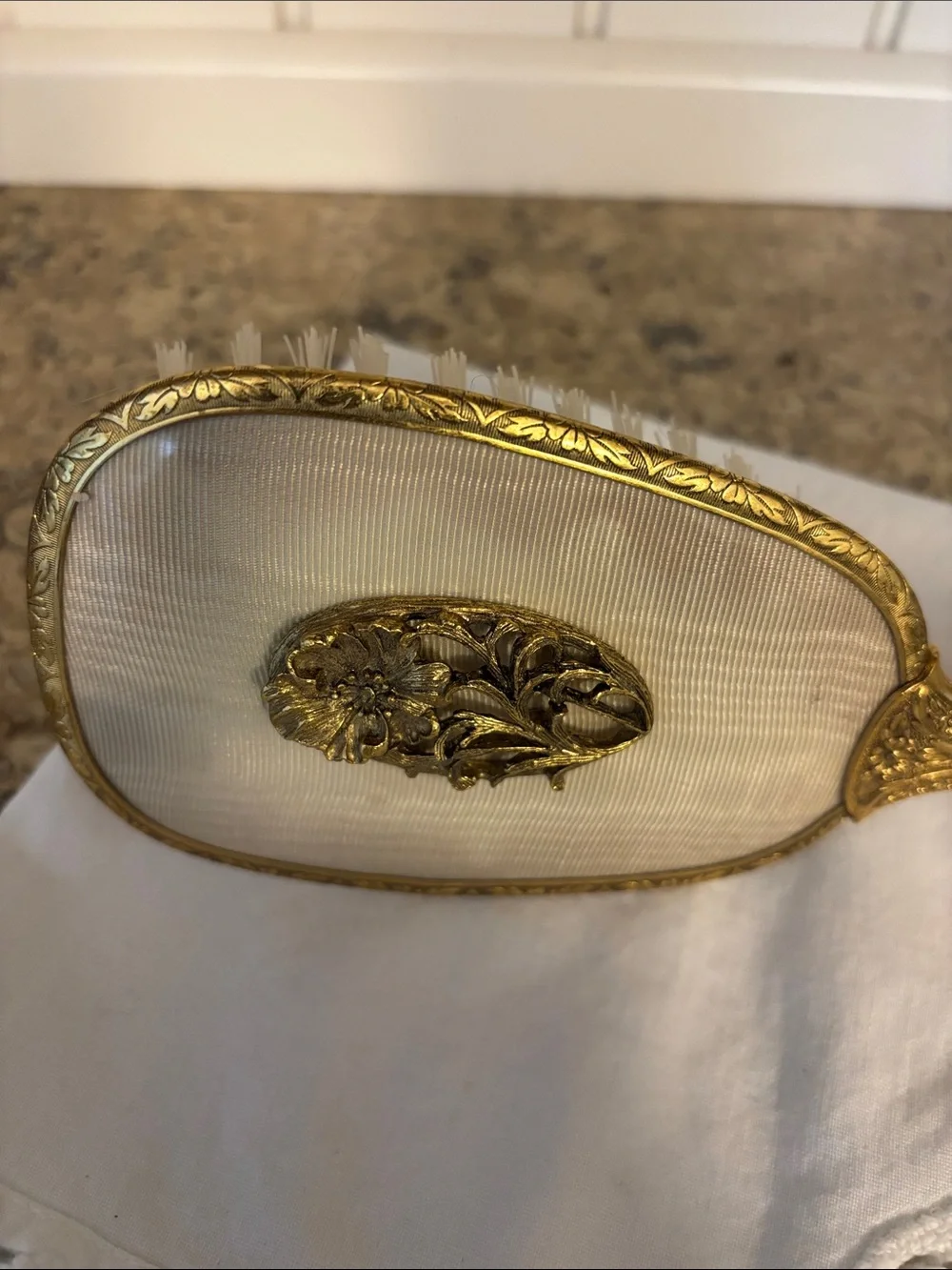 Vintage vanity set